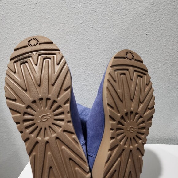 Ugg Boots - Picture 3 of 4